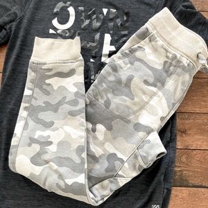 Boys camo sweatpants